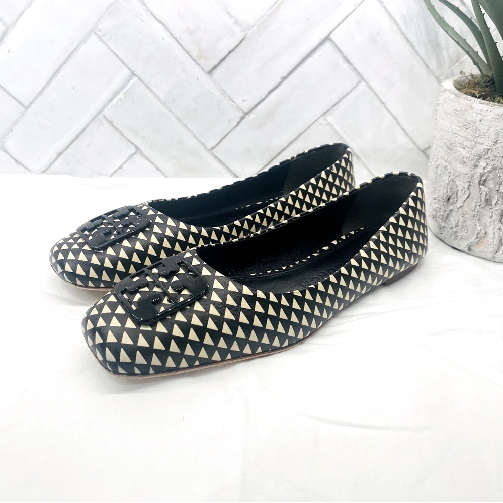 Tory Burch Black & Cream Geometric Patterned Flats | Size 9